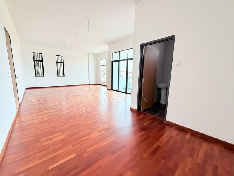 Bungalow for Sale in Kluang (Johor) - May Tan - PropertyGuru.com.my