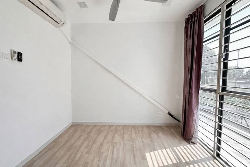 Rumah Teres 2 Tingkat untuk Dijual di Bukit Raja (Selangor) - Mohamad Hanafi - PropertyGuru.com.my