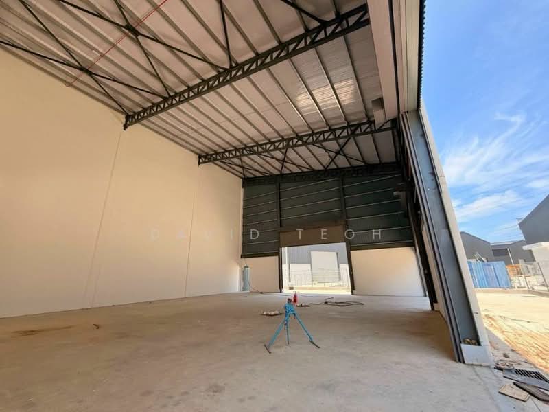 Semi-D Factory for Rent in Taman Perai (Perai) - David Teoh - Interior - PropertyGuru.com.my