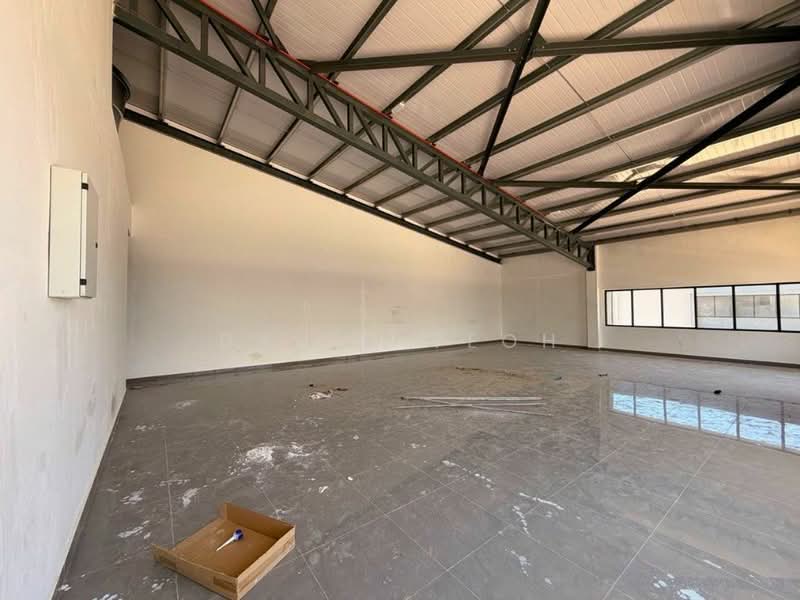 Semi-D Factory for Rent in Taman Perai (Perai) - David Teoh - Interior - PropertyGuru.com.my