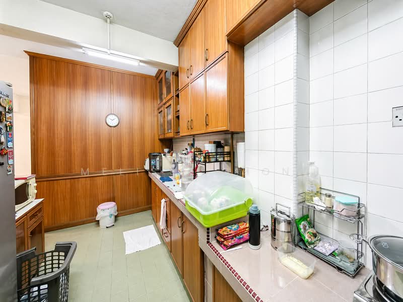 Condominium for Sale at Meadow Park 3 - Melissa Chong - Kitchen - PropertyGuru.com.my