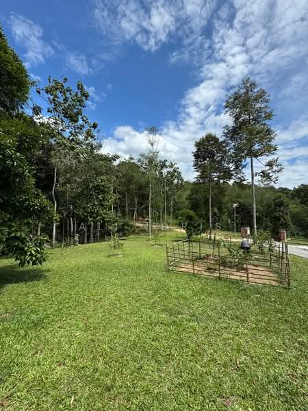 Vila Berkembar untuk Dijual di Hulu Langat (Selangor) - Ali Idris - Garden - PropertyGuru.com.my