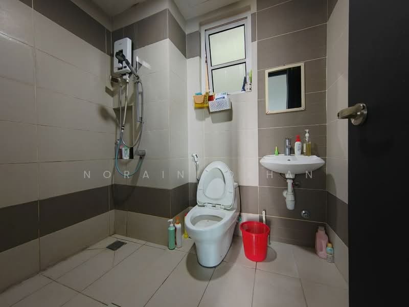Servis Apartment untuk Dijual di Saville @ Cheras - Noraini Dahan - Bathroom - PropertyGuru.com.my
