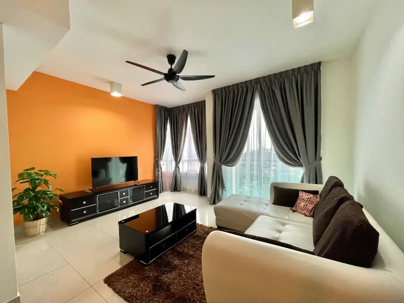 Servis Apartment untuk Disewa di Solaris Dutamas - Kerry Tam - Living Room - PropertyGuru.com.my