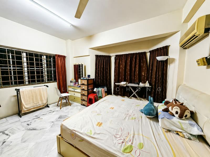 Kondominium untuk Disewa di Meadow Park 3 - Melissa Chong - Bedroom - PropertyGuru.com.my