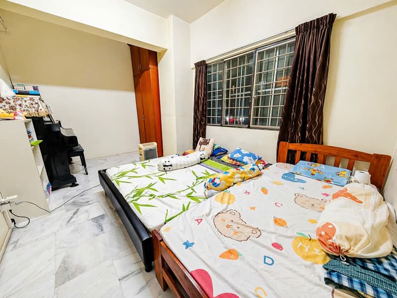 Kondominium untuk Disewa di Meadow Park 3 - Melissa Chong - Bedroom - PropertyGuru.com.my