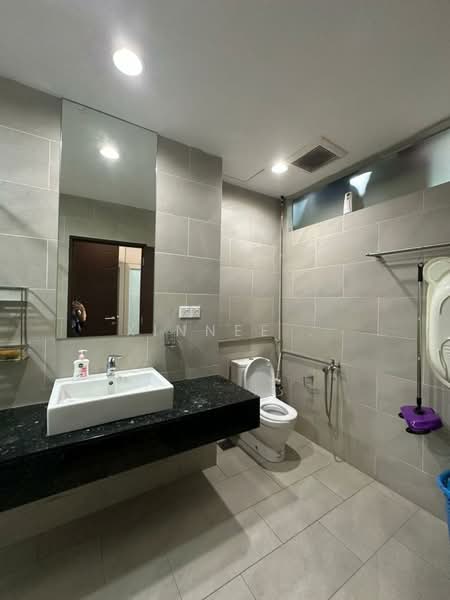Condominium for Sale at One Tanjong Condominium - Xinnee . - Bathroom - PropertyGuru.com.my