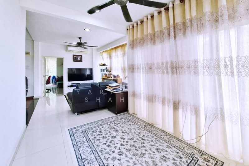 Semi-Detached House for Sale in Ampang Jaya (Ampang) - Absyarie Syafiq Shahrin - Living Room - PropertyGuru.com.my