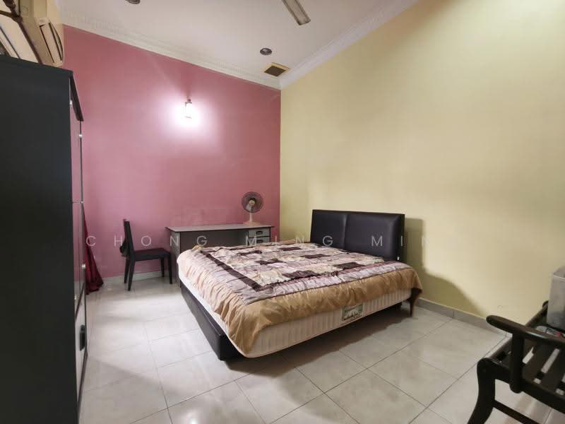 Semi-Detached House for Sale in Seremban (Negeri Sembilan) - Chong Ming Ming - Bedroom - PropertyGuru.com.my