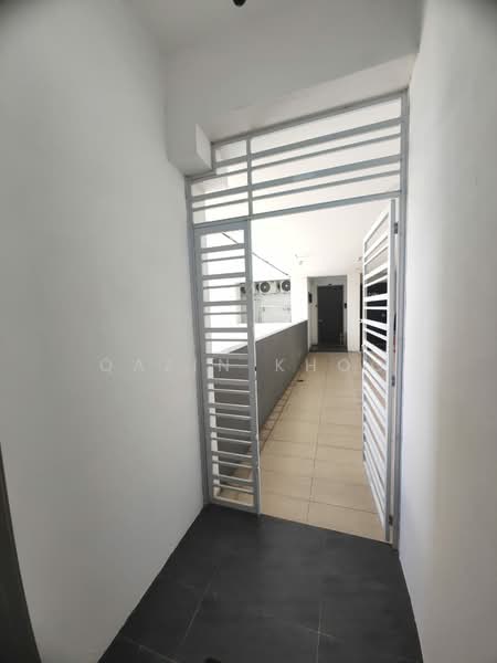Pangsapuri untuk Disewa di Casa Kayangan - Qazin Khoo - Entrance - PropertyGuru.com.my