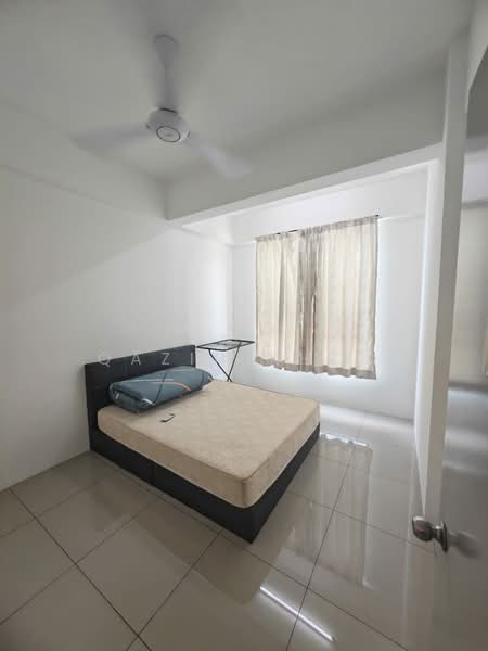 Pangsapuri untuk Disewa di Casa Kayangan - Qazin Khoo - Bedroom - PropertyGuru.com.my