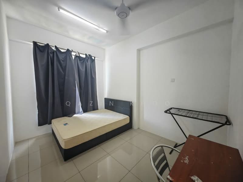 Pangsapuri untuk Disewa di Casa Kayangan - Qazin Khoo - Bedroom - PropertyGuru.com.my