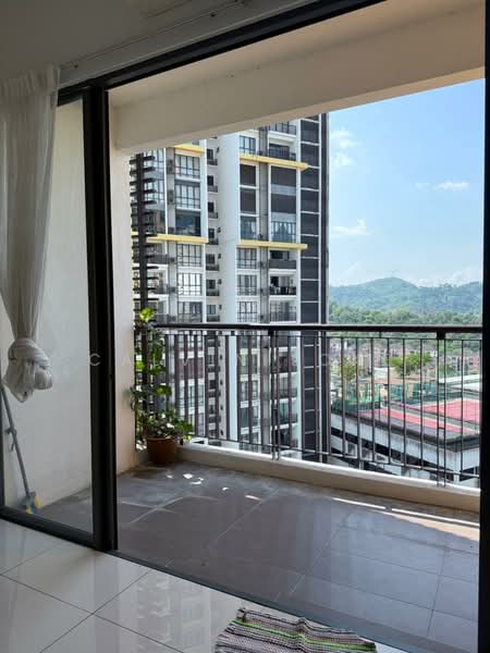 Servis Apartment untuk Disewa di Cerrado Residence @ Southville City - Calvin Loke - Balcony - PropertyGuru.com.my