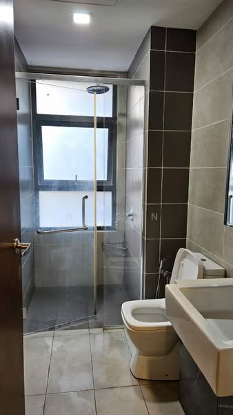 Condominium for Rent at Lakeville Residence - Nelson Tiew - Bathroom - PropertyGuru.com.my