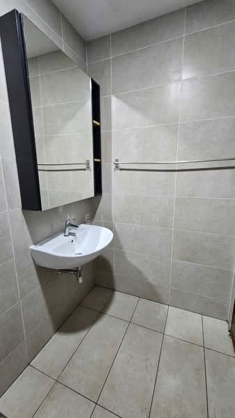Condominium for Rent at Lakeville Residence - Nelson Tiew - Bathroom - PropertyGuru.com.my