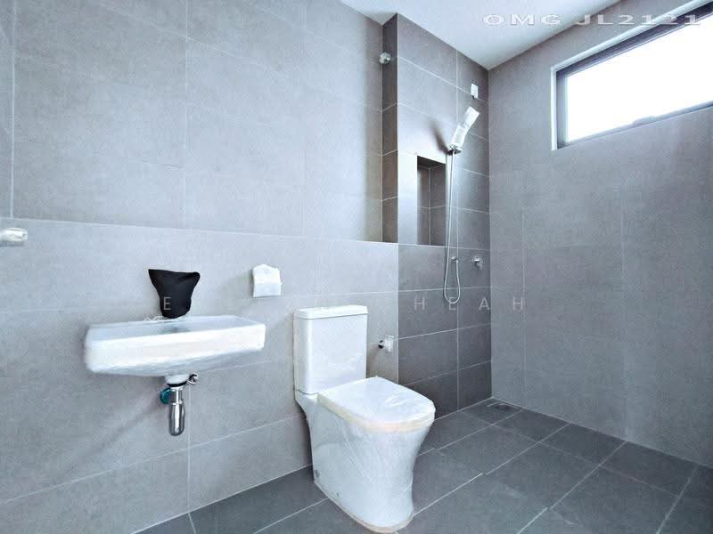 2-storey Terraced House for Sale in Telok Panglima Garang (Selangor) - Evelyn Cheah - PropertyGuru.com.my