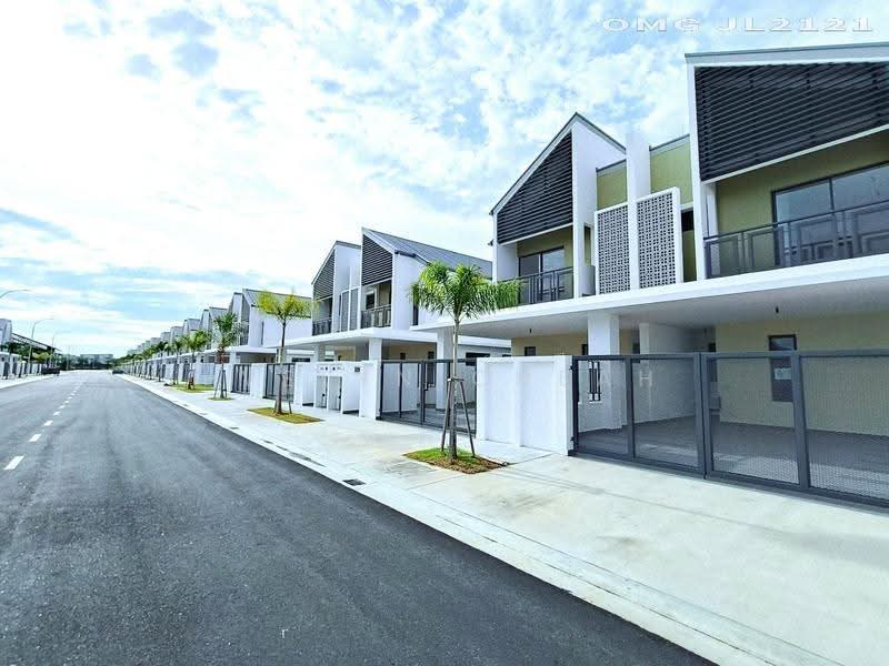 2-storey Terraced House for Sale in Telok Panglima Garang (Selangor) - Evelyn Cheah - PropertyGuru.com.my