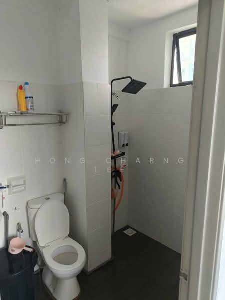 Rumah Flat untuk Disewa di PR1MA @ LARKIN INDAH - Hong Charng Lee - Bathroom - PropertyGuru.com.my
