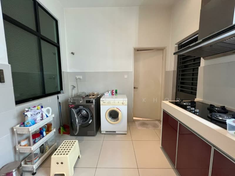 2-storey Terraced House for Sale in 16 Sierra (Puchong) - Benjamin Khor - Kitchen - PropertyGuru.com.my