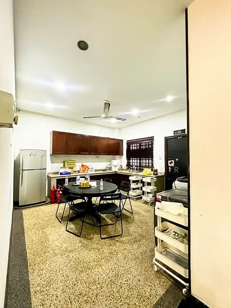 Shop / Office for Sale in Seksyen 5 Wangsa Maju (Wangsa Maju) - Nadia Shukri - Kitchen - PropertyGuru.com.my