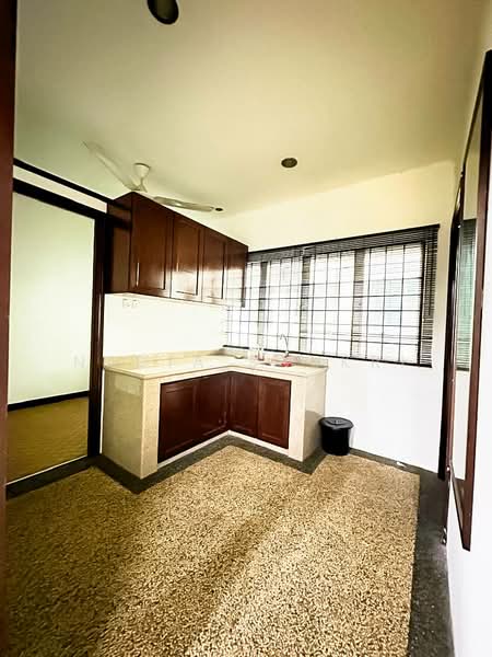 Shop / Office for Sale in Seksyen 5 Wangsa Maju (Wangsa Maju) - Nadia Shukri - Kitchen - PropertyGuru.com.my