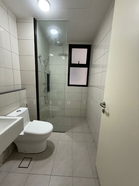 Servis Apartment untuk Disewa di Duta Park Residences - Nelson Tiew - Bathroom - PropertyGuru.com.my