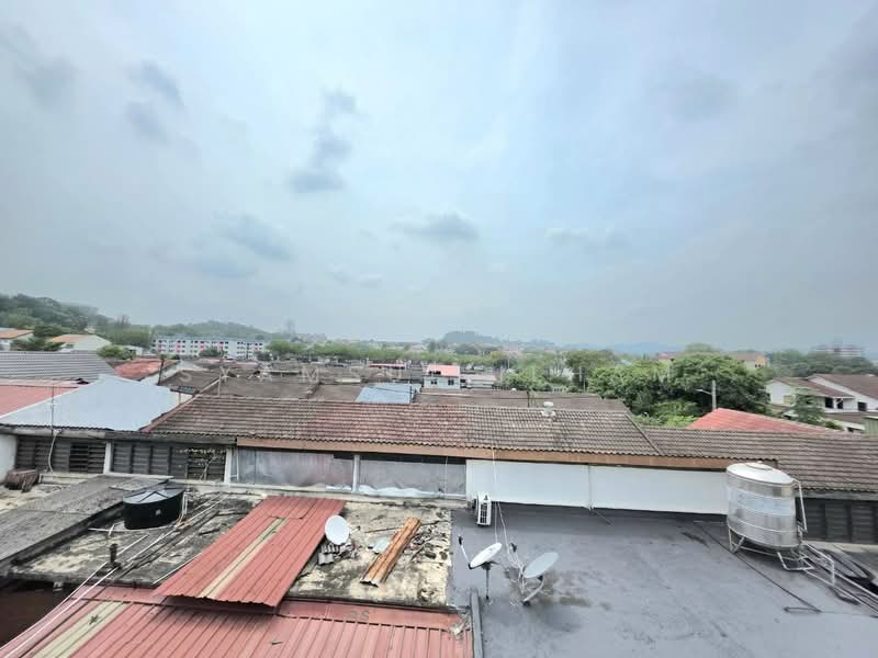 Rumah Teres 1 Tingkat untuk Dijual di Shah Alam (Selangor) - Syamsul Ilham - Roof - PropertyGuru.com.my
