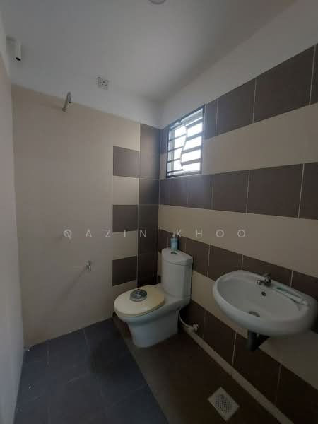 Rumah Teres 2 Tingkat untuk Disewa di Taman Pengkalan Barat (Ipoh) - Qazin Khoo - Bathroom - PropertyGuru.com.my