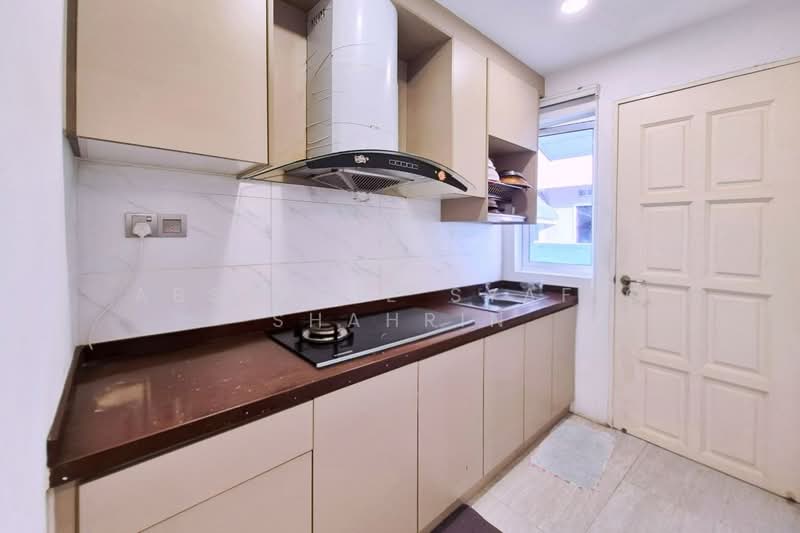 Semi-Detached House for Rent in SS7 (Petaling Jaya) - Absyarie Syafiq Shahrin - Kitchen - PropertyGuru.com.my