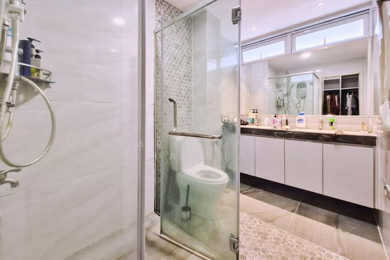 Semi-Detached House for Rent in SS7 (Petaling Jaya) - Absyarie Syafiq Shahrin - Bathroom - PropertyGuru.com.my
