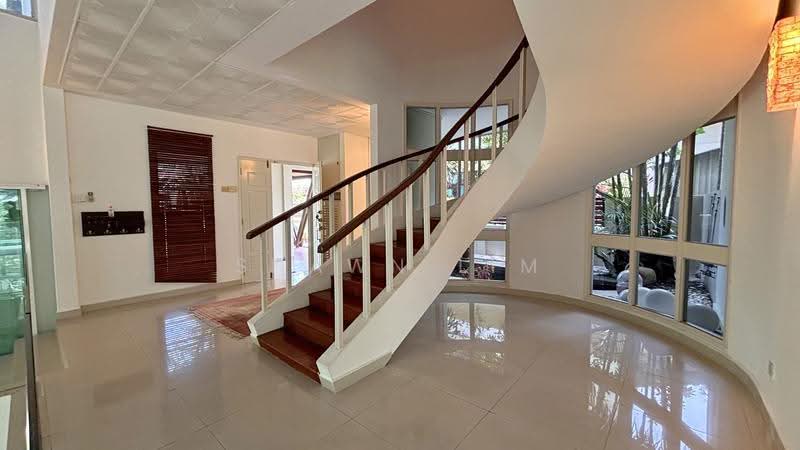 Bungalow House untuk Disewa di Damansara Heights (Kuala Lumpur) - Shawn Lim - Entrance - PropertyGuru.com.my