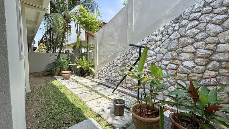 Bungalow House untuk Disewa di Damansara Heights (Kuala Lumpur) - Shawn Lim - Exterior - PropertyGuru.com.my