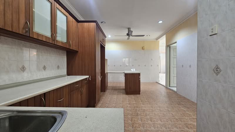 Semi-Detached House for Sale in Cheras (Selangor) - Denver Sin - Kitchen - PropertyGuru.com.my