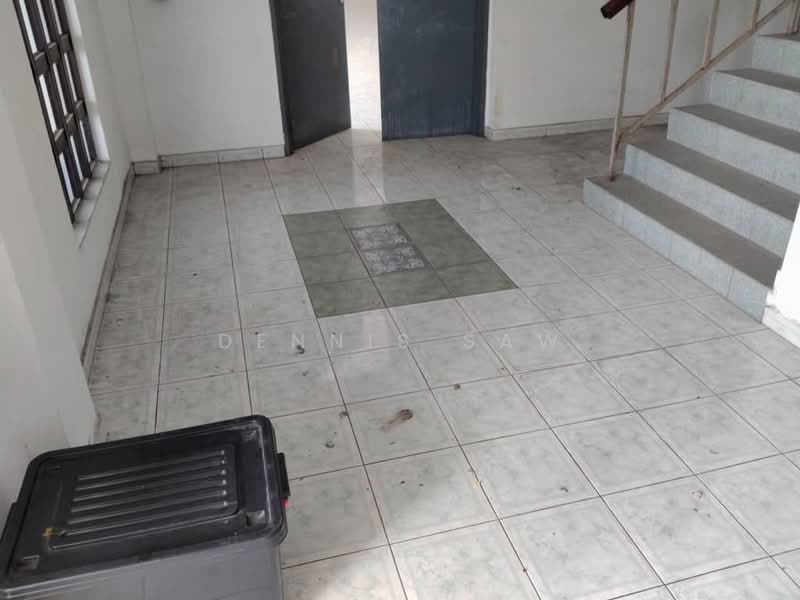 Factory for Sale in Kota Bharu (Kelantan) - Dennis Saw - Entrance - PropertyGuru.com.my