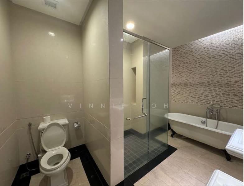 Kondominium untuk Dijual di Quayside Condominium - Vinnie Loh - Bathroom - PropertyGuru.com.my