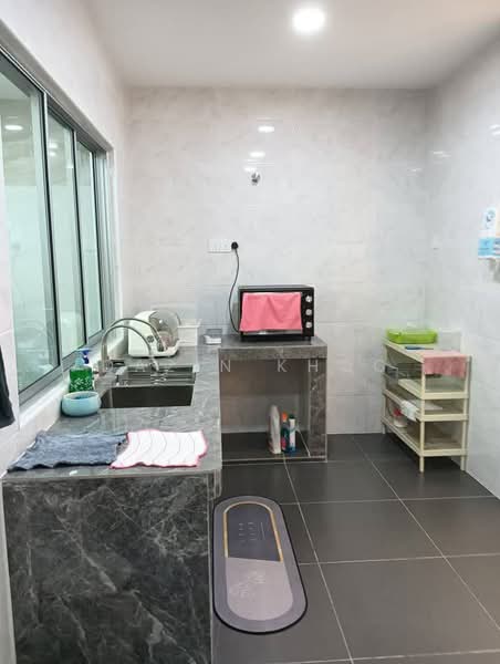 Rumah Teres 1.5 Tingkat untuk Disewa di Panorama Lapangan Perdana (Ipoh) - Qazin Khoo - Kitchen - PropertyGuru.com.my