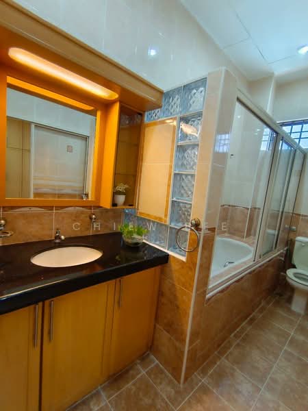 Semi-Detached House for Rent in Batu Ferringhi (Penang) - Chiew Bee - Bathroom - PropertyGuru.com.my
