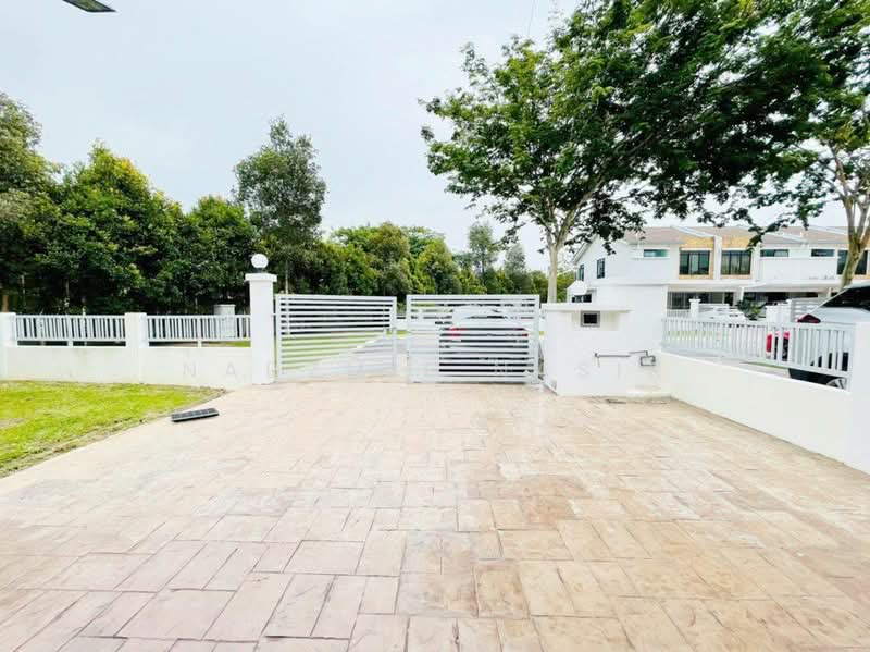 2-storey Terraced House for Sale in Cyberjaya (Selangor) - Nadzmie Nasir - Exterior - PropertyGuru.com.my