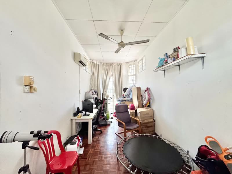 2.5-storey Terraced House for Sale in Ampang Jaya (Ampang) - Nadia Shukri - Living Room - PropertyGuru.com.my