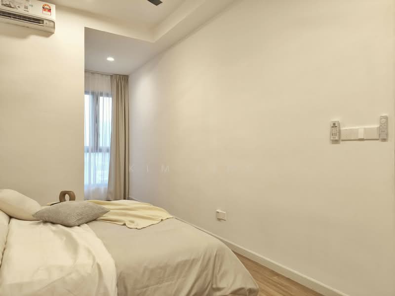 Servis Apartment untuk Disewa di Sunway Velocity TWO - Kim Ling - Master Bedroom - PropertyGuru.com.my