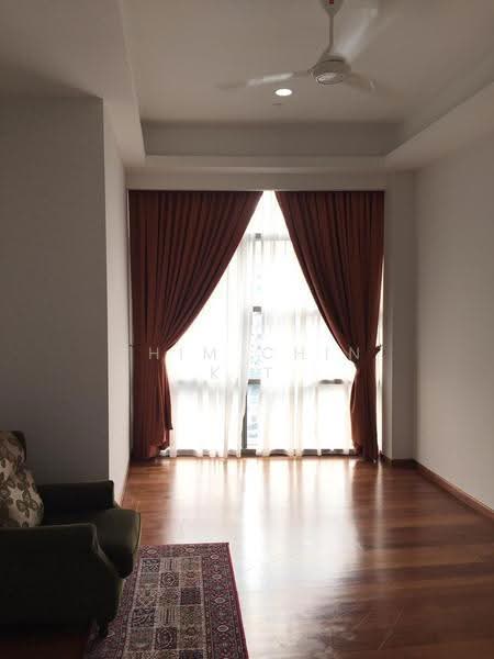 Kediaman Servis untuk Dijual di The Azure Residences - Thim Chin Kit - Living Room - PropertyGuru.com.my