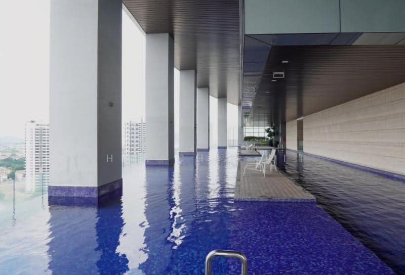 Kediaman Servis untuk Dijual di The Azure Residences - Thim Chin Kit - Pool - PropertyGuru.com.my