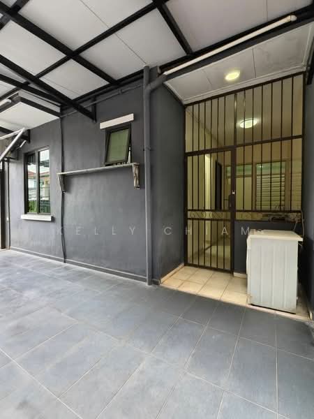 Cluster House for Rent in Taman Mount Austin (Tebrau) - Kelly Chiam - Exterior - PropertyGuru.com.my