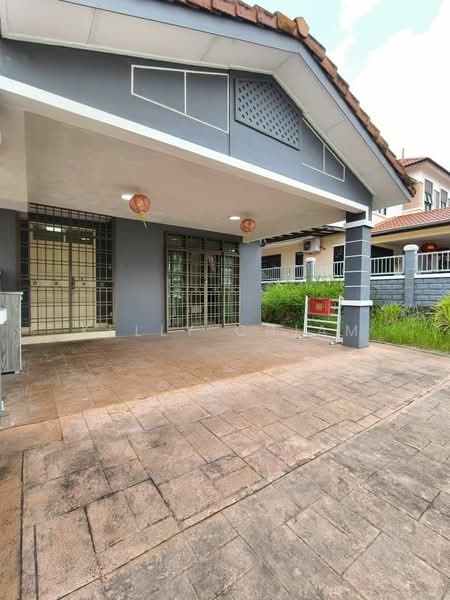 Cluster House for Rent in Taman Mount Austin (Tebrau) - Kelly Chiam - Exterior - PropertyGuru.com.my