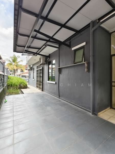 Cluster House for Rent in Taman Mount Austin (Tebrau) - Kelly Chiam - Exterior - PropertyGuru.com.my