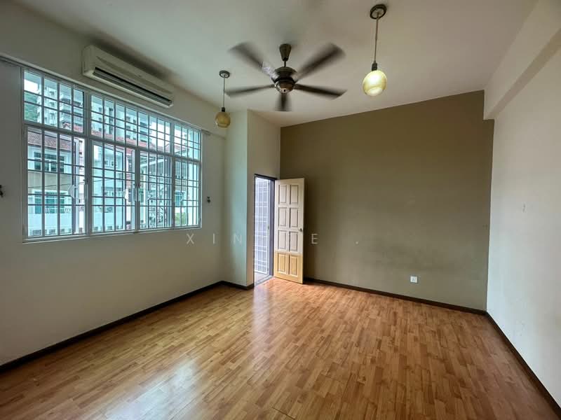 3-storey Terraced House for Sale in Island Glades (Jelutong) - Xinnee . - Interior - PropertyGuru.com.my