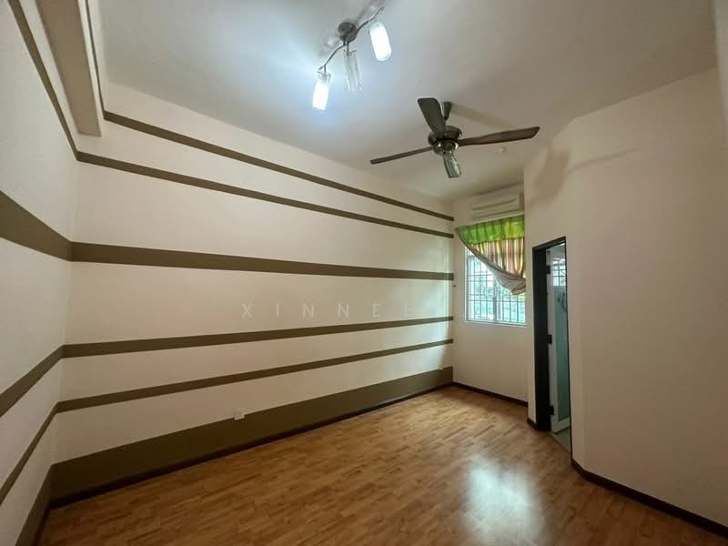 3-storey Terraced House for Sale in Island Glades (Jelutong) - Xinnee . - Interior - PropertyGuru.com.my