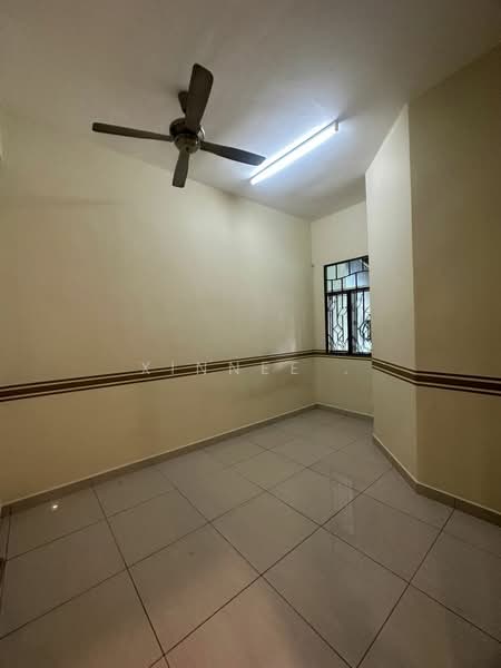 3-storey Terraced House for Sale in Island Glades (Jelutong) - Xinnee . - Interior - PropertyGuru.com.my
