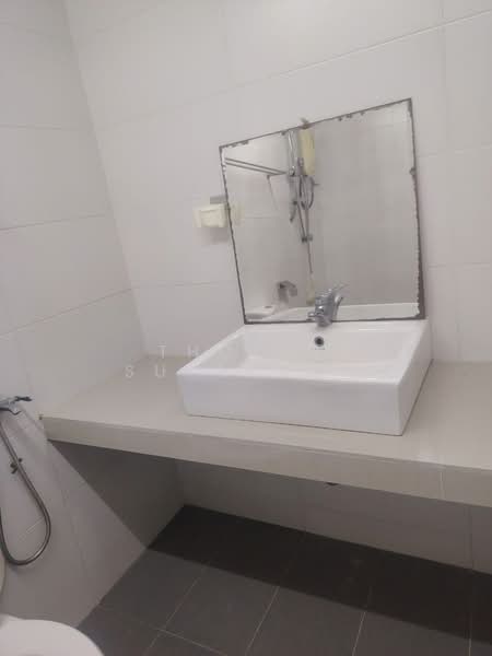 Kondominium untuk Disewa di Kyoto Gardens Condominiums - Thoriq Suparman - Bathroom - PropertyGuru.com.my