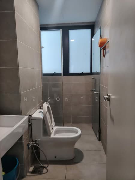 Servis Apartment untuk Disewa di D'sara Sentral - Nelson Tiew - Bathroom - PropertyGuru.com.my